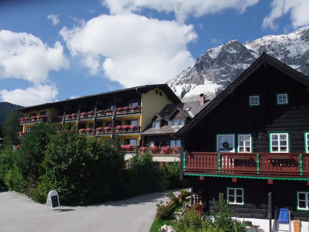 Ferienhotel Knollhof Ramsau am Dachstein Kültér fotó