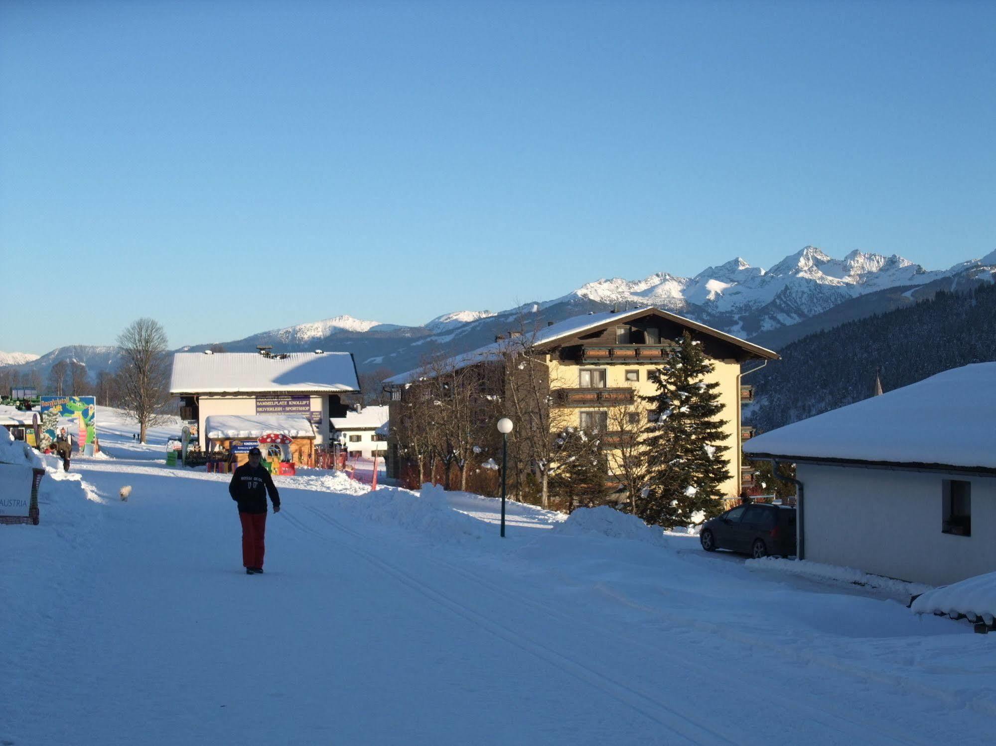 Ferienhotel Knollhof Ramsau am Dachstein Kültér fotó